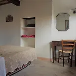 Un Giardino Nel Tufo Pitigliano