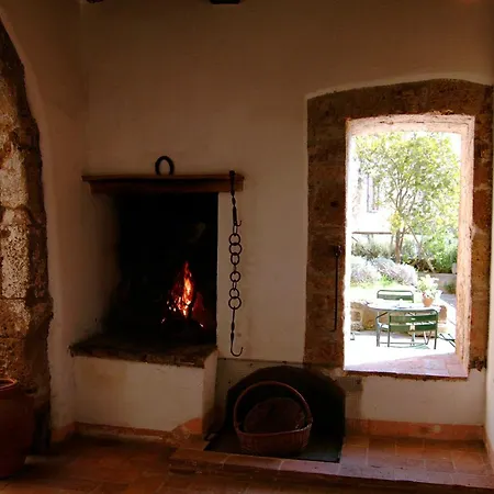 Un Giardino Nel Tufo Bed & Breakfast