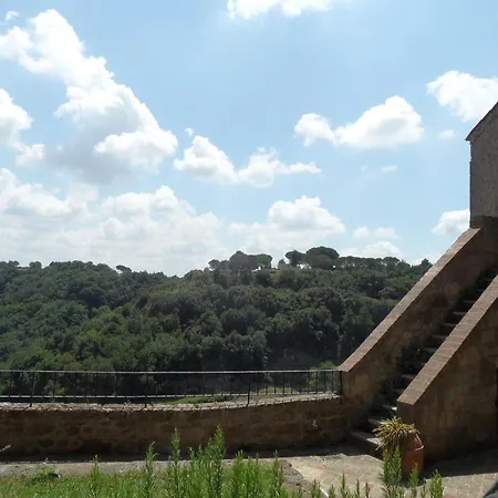 Un Giardino Nel Tufo * Pitigliano