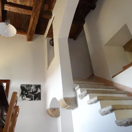 Un Giardino Nel Tufo Bed & Breakfast Pitigliano